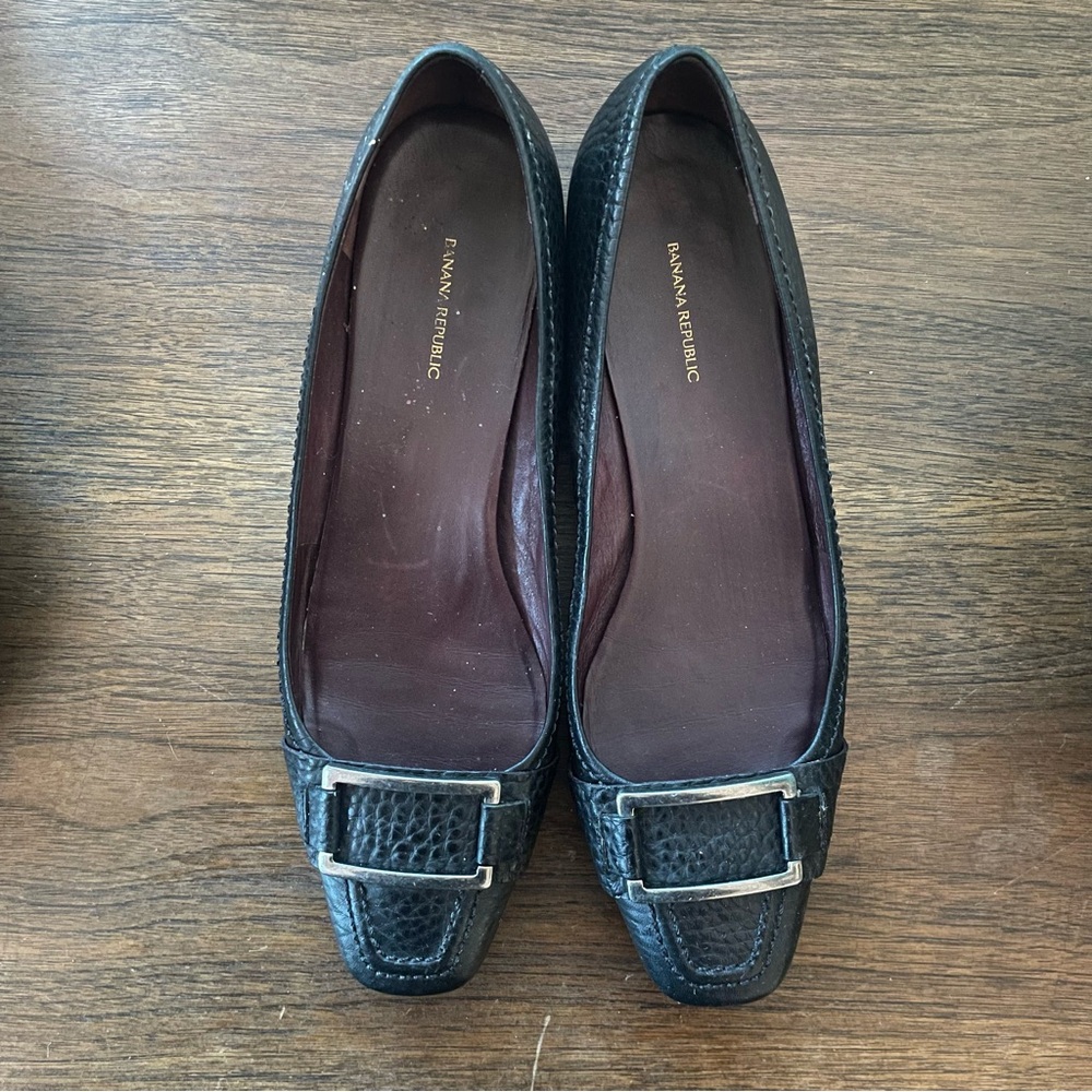 Banana Republic Textured Black Loafers with Silver Accent